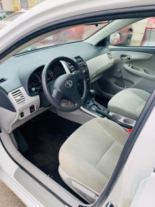 Toyota Corolla 2011 - Interior